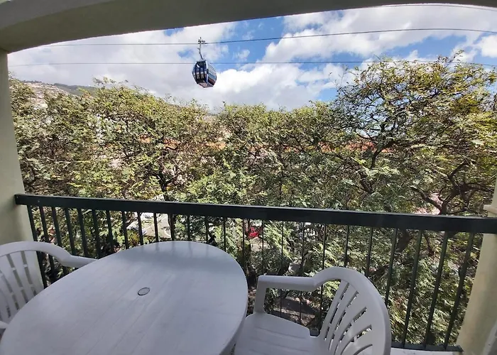 Jose's Place 丰沙尔